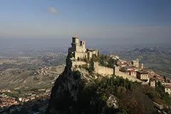 Сан-Марино, Італія